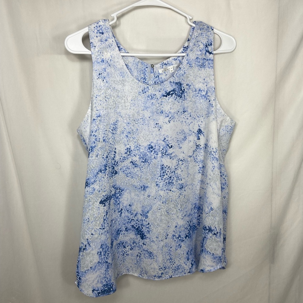 NWOT Violet & Claire women’s bluish purple white‎ print sleeveless blouse top M